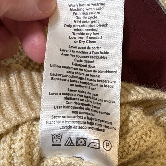 Motherhood Maternity Cream Crew Neck Knit Sweater Size Small - Picture 6 of 9